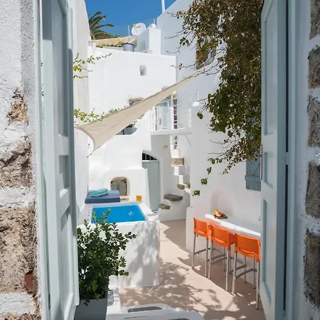 Santorini-treasures Mallisa Traditional וילה